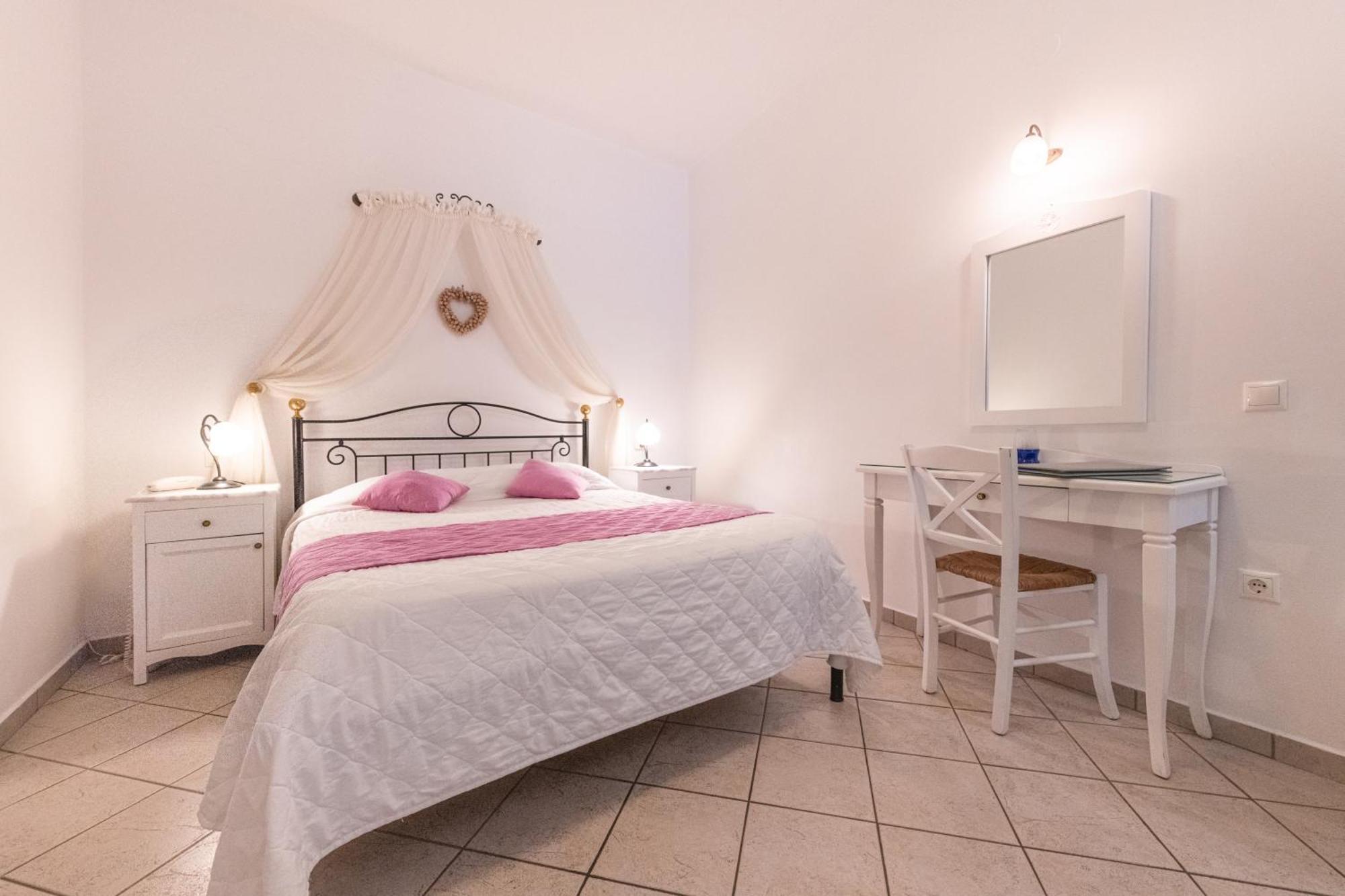 Reverie Santorini Hotel Firostefani Eksteriør billede