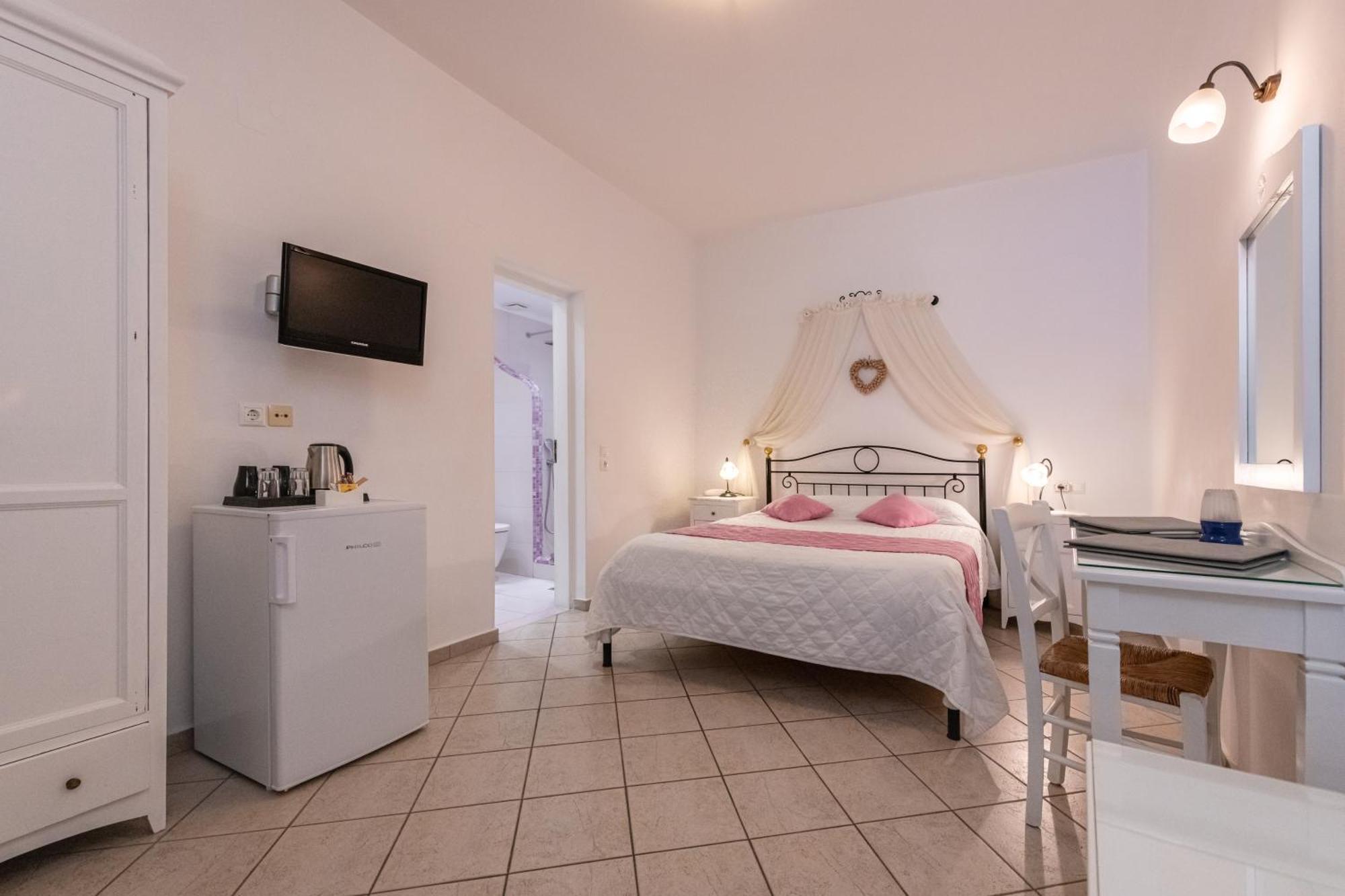 Reverie Santorini Hotel Firostefani Værelse billede
